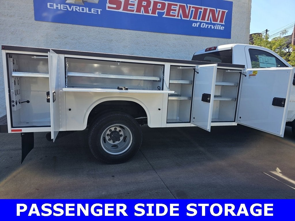 2025 Chevrolet Silverado 3500 HD Chassis Cab Work Truck