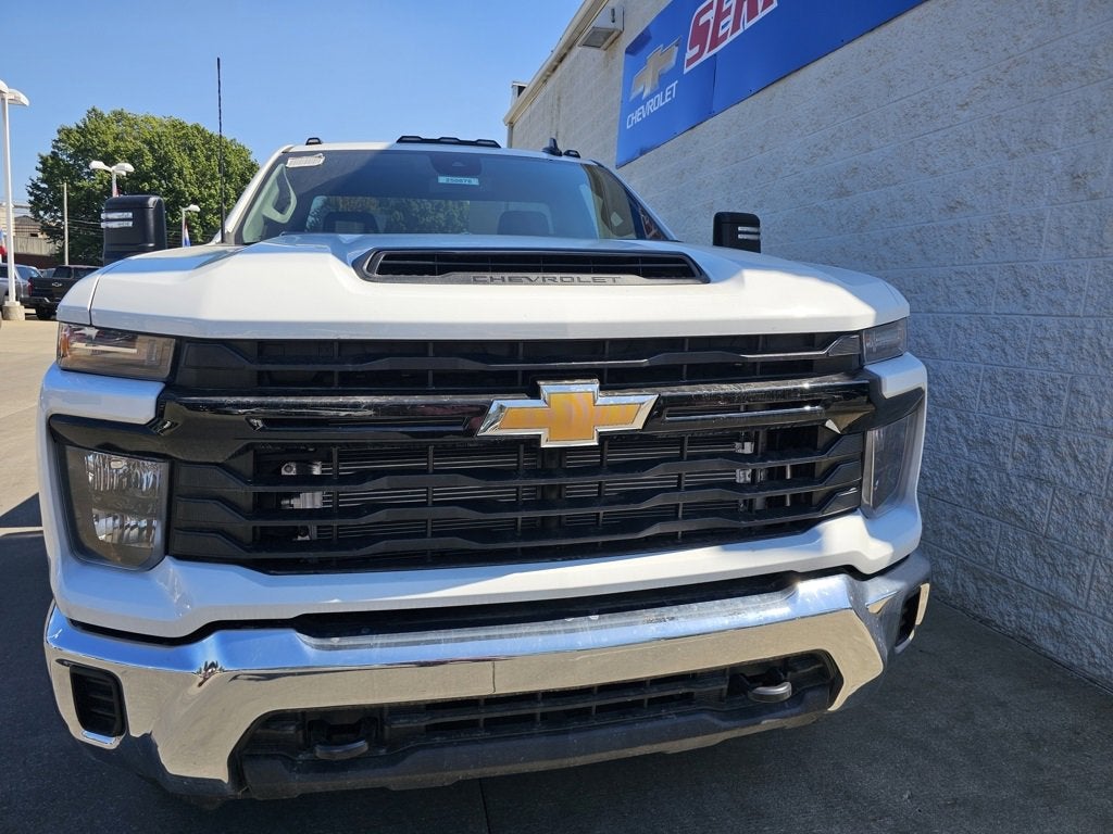 2025 Chevrolet Silverado 3500 HD Chassis Cab Work Truck