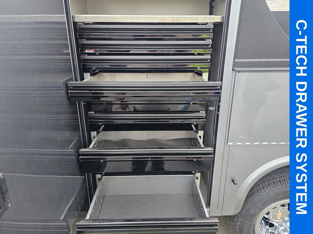 2026 Chevrolet Silverado 3500 HD Chassis Cab LT