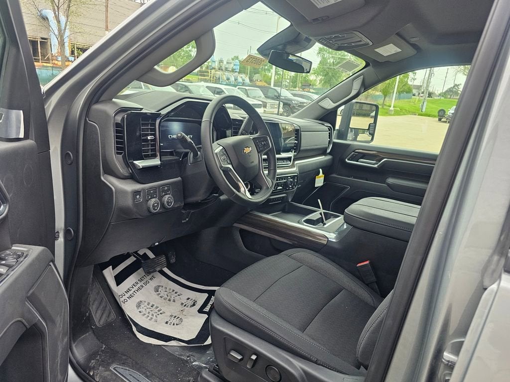 2026 Chevrolet Silverado 3500 HD Chassis Cab LT