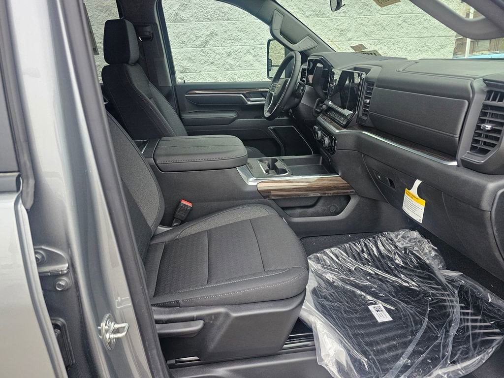 2026 Chevrolet Silverado 3500 HD Chassis Cab LT