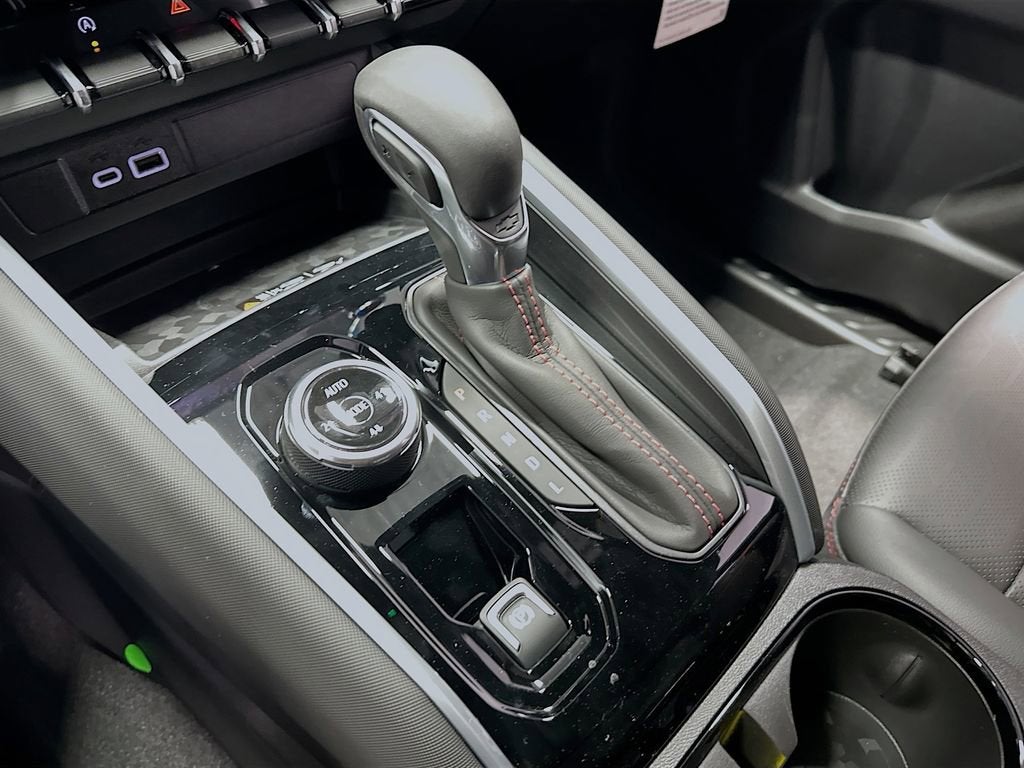 2026 Chevrolet Colorado Z71 - Photo 18