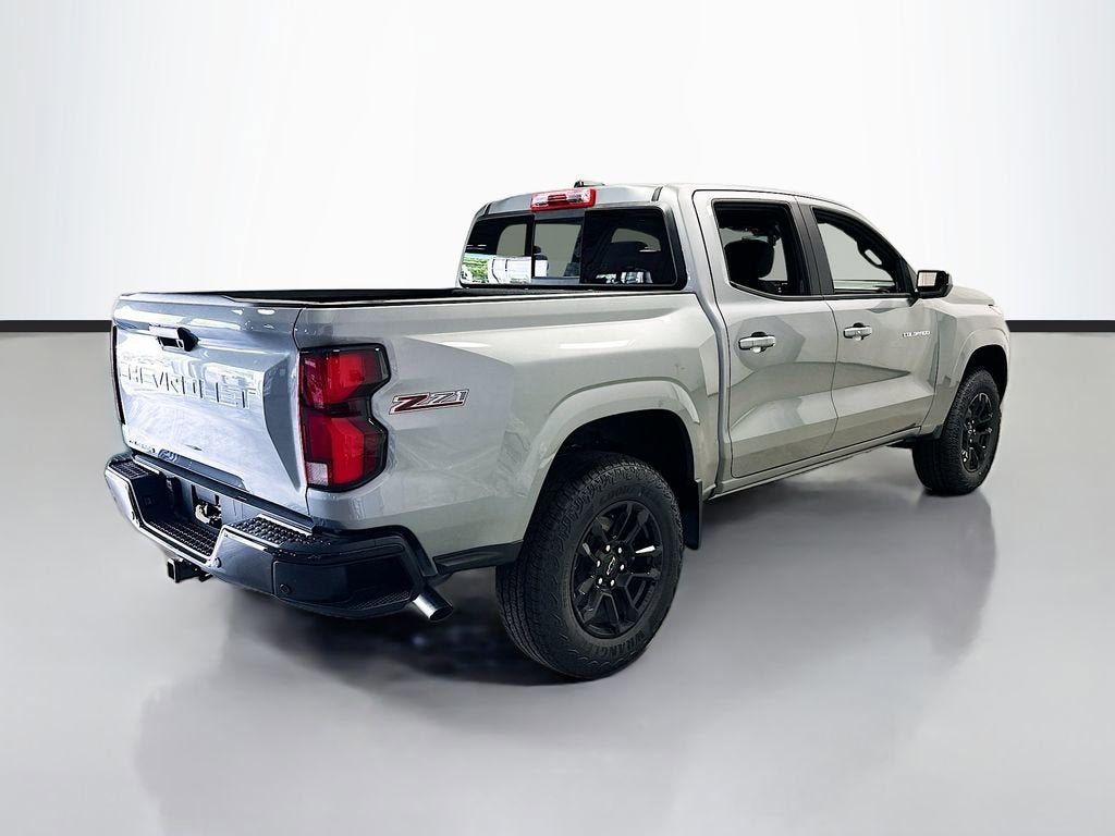 2026 Chevrolet Colorado Z71 - Photo 8
