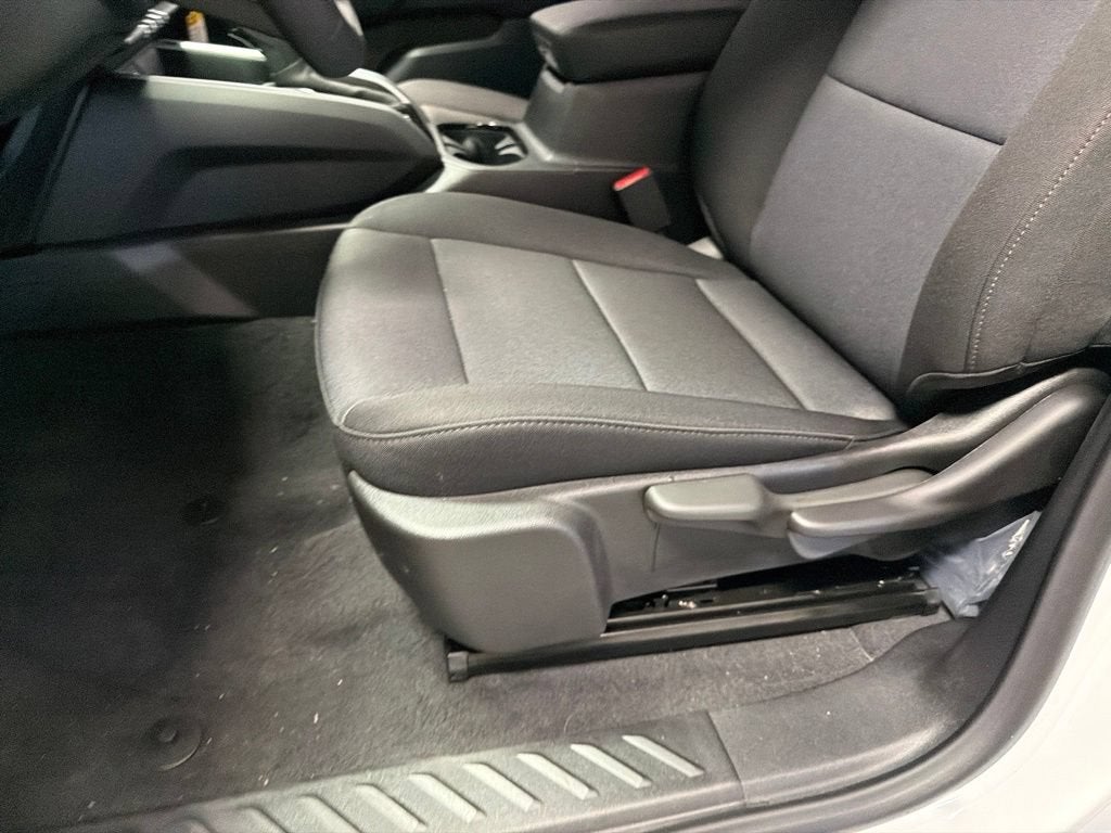 2026 Chevrolet Colorado Trail Boss - Photo 12
