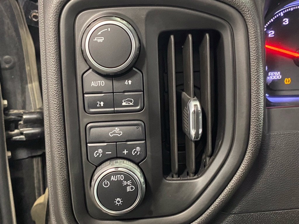 2019 Chevrolet Silverado 1500 Custom