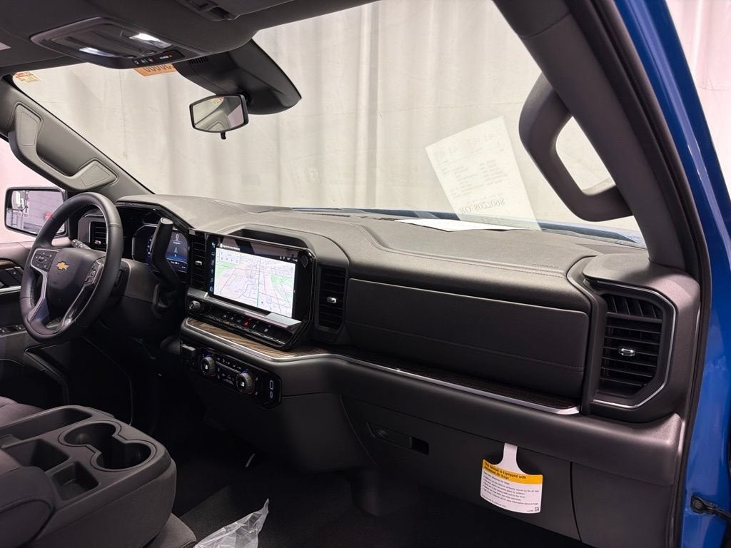2025 Chevrolet Silverado 1500 LT - Photo 33