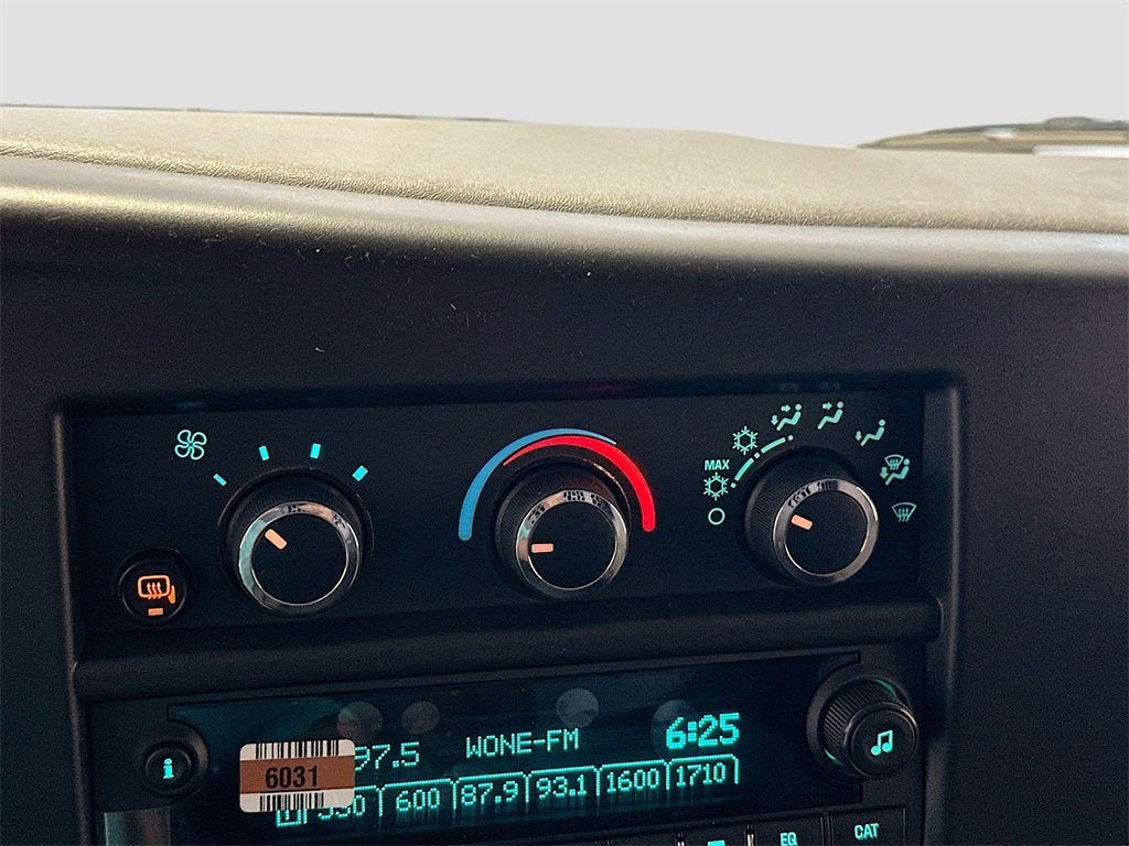 2025 Chevrolet Express Cargo 2500 WT