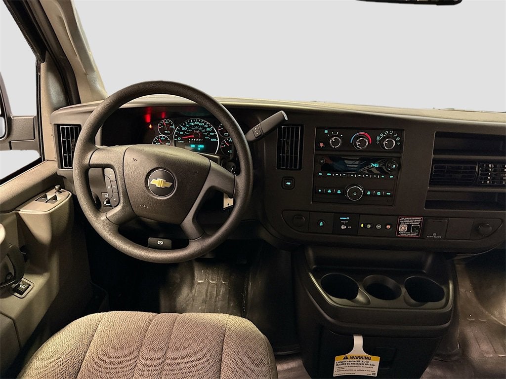 2025 Chevrolet Express Cargo 2500 WT
