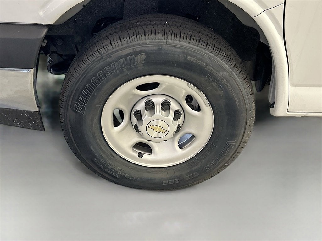 2025 Chevrolet Express Cargo 2500 WT