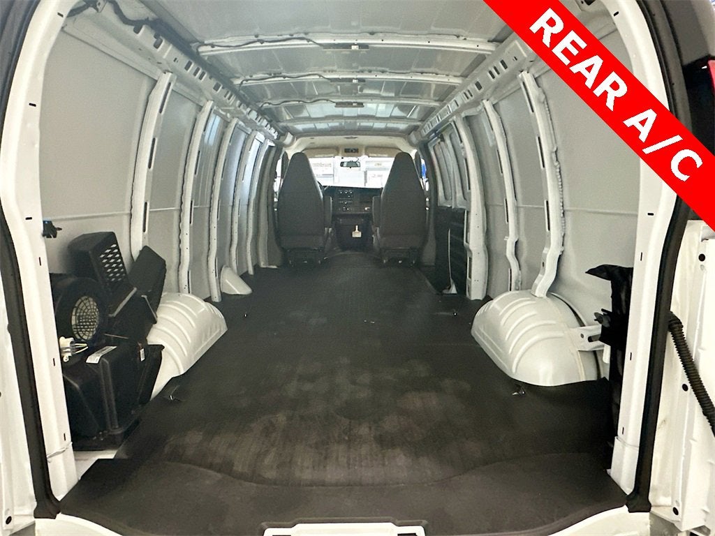 2025 Chevrolet Express Cargo 2500 WT