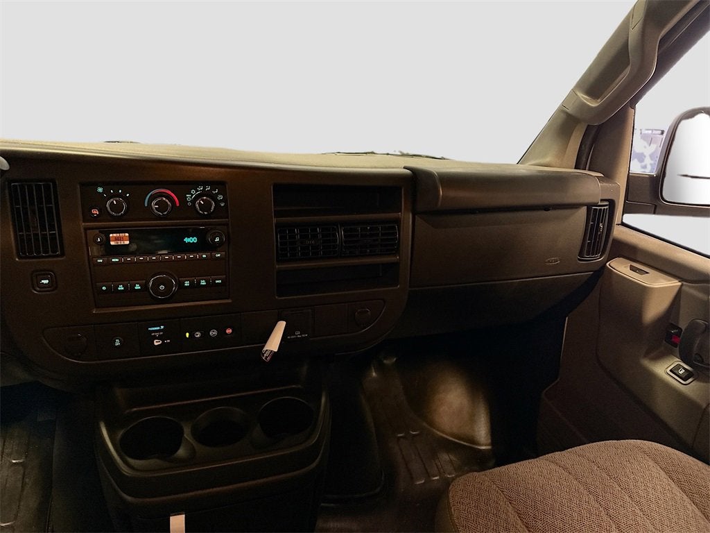 2025 Chevrolet Express Cargo 2500 WT