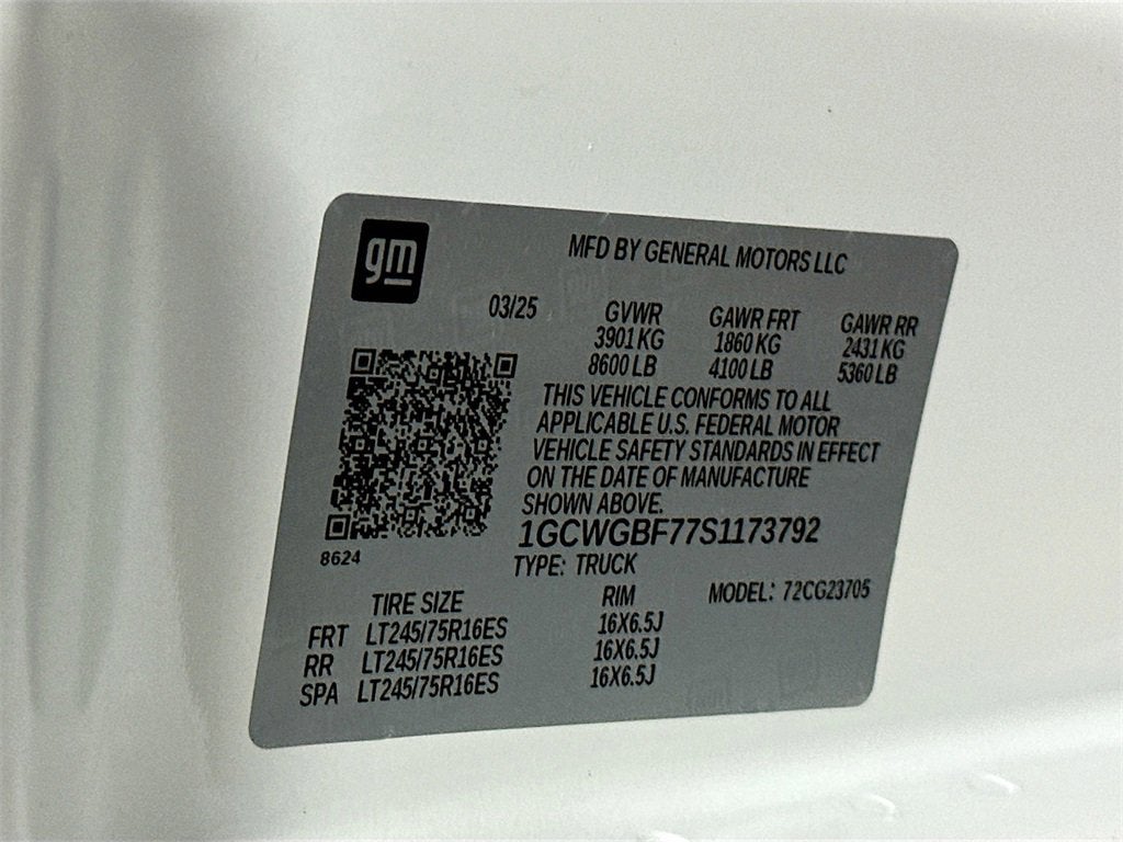 2025 Chevrolet Express Cargo 2500 WT