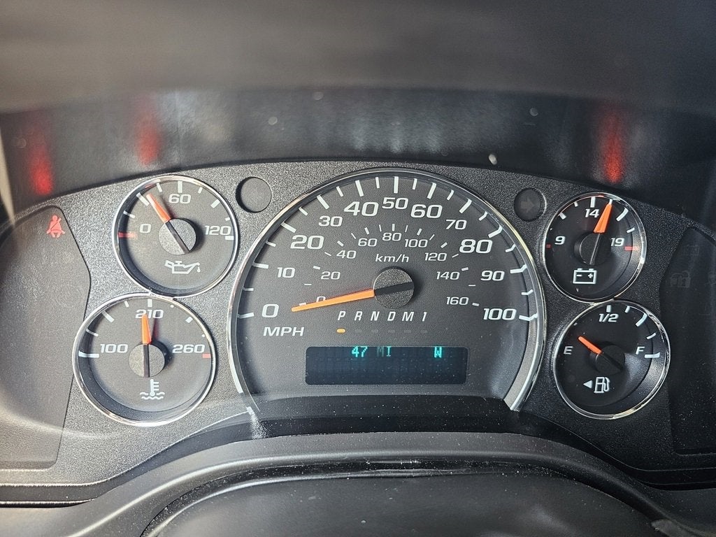 2025 Chevrolet Express Cargo 3500 WT