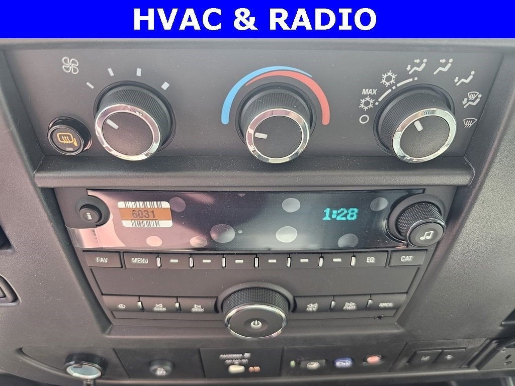 2025 Chevrolet Express Cargo 3500 WT