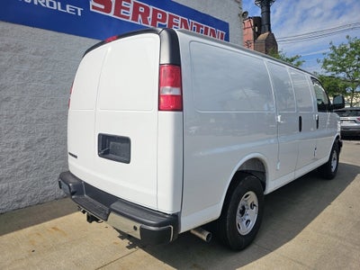 2025 Chevrolet Express Cargo 3500 WT