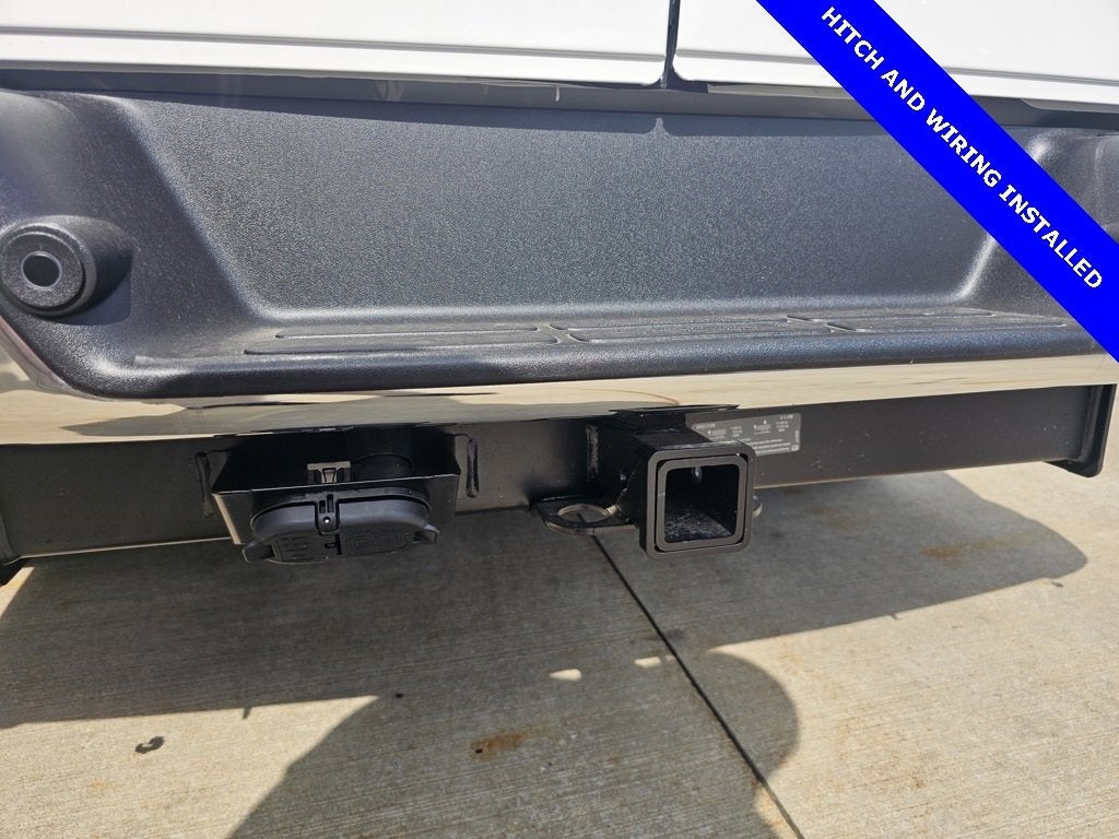 2025 Chevrolet Express Cargo 3500 WT