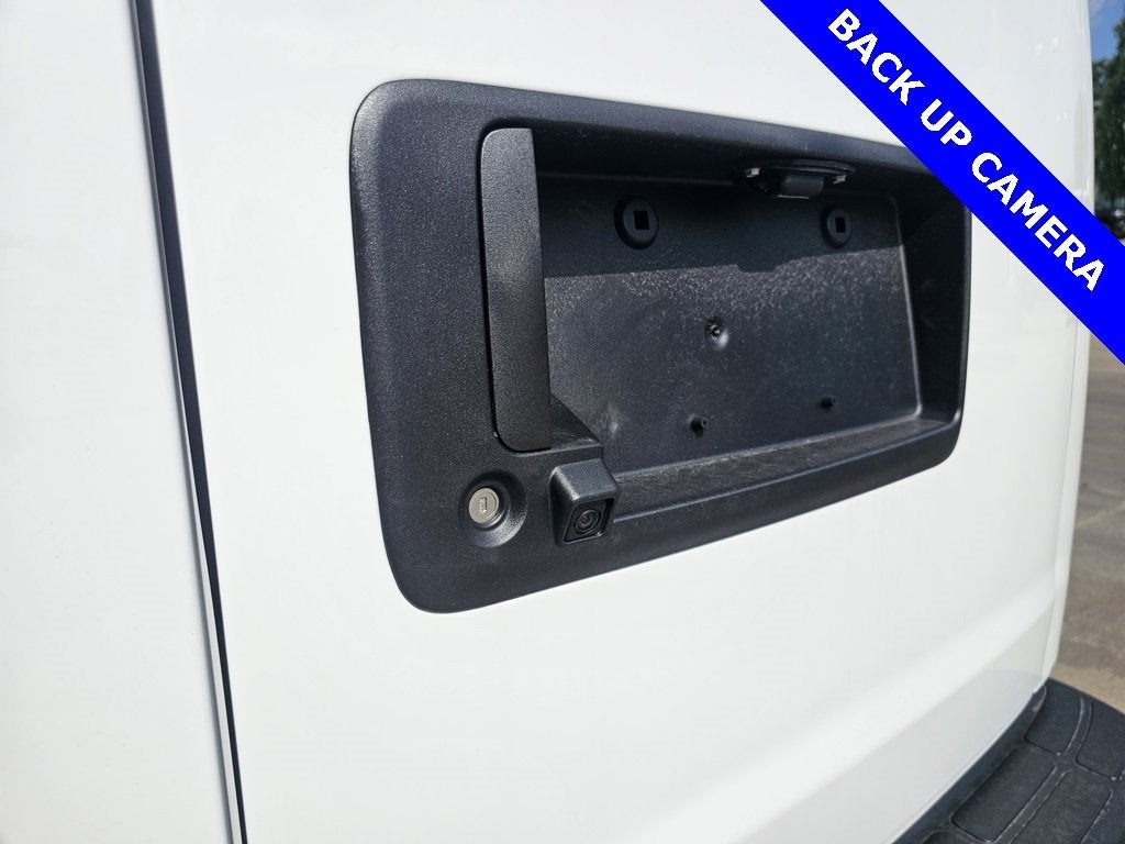 2025 Chevrolet Express Cargo 3500 WT