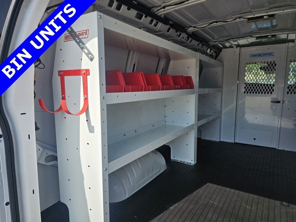 2025 Chevrolet Express Cargo 3500 WT