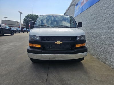 2025 Chevrolet Express Cargo 3500 WT