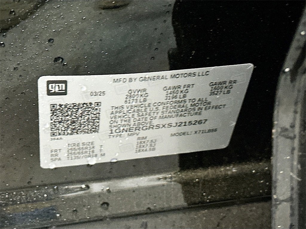 2025 Chevrolet Traverse LT