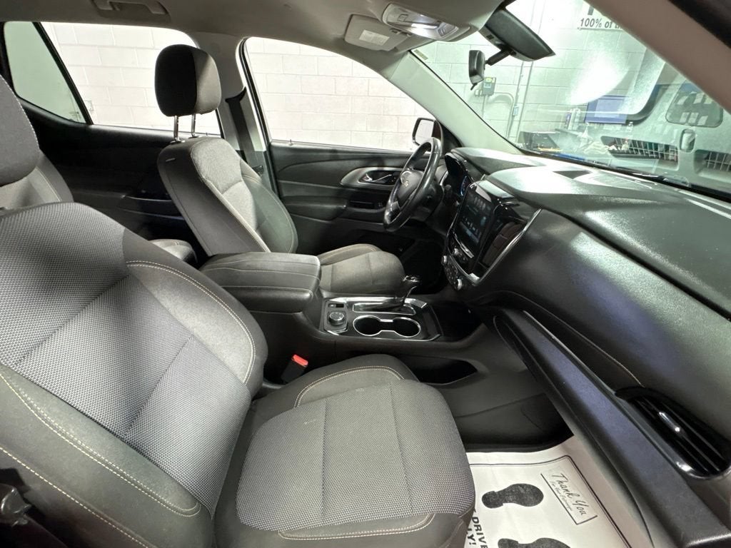 2018 Chevrolet Traverse LT Cloth