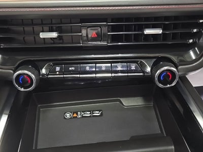 2025 Chevrolet Suburban RST