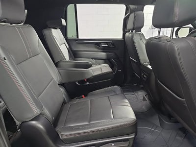 2025 Chevrolet Suburban RST