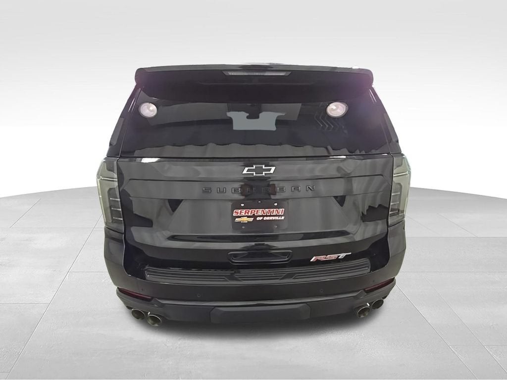 2025 Chevrolet Suburban RST
