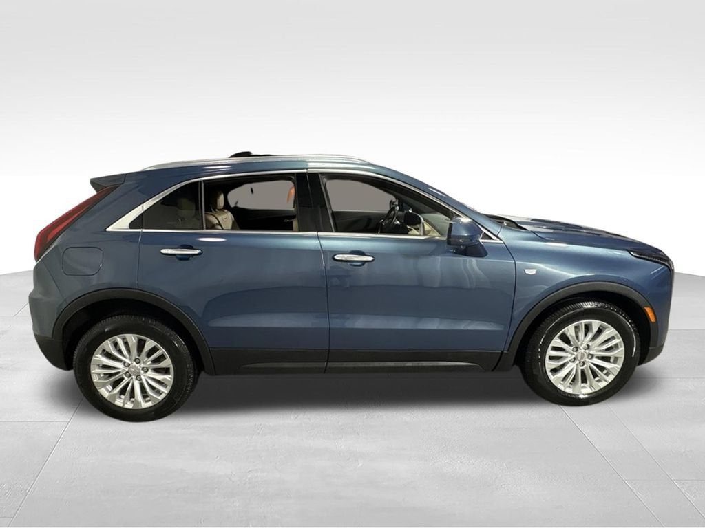 2024 Cadillac XT4 Luxury