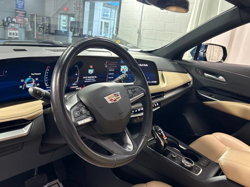 2024 Cadillac XT4 Luxury
