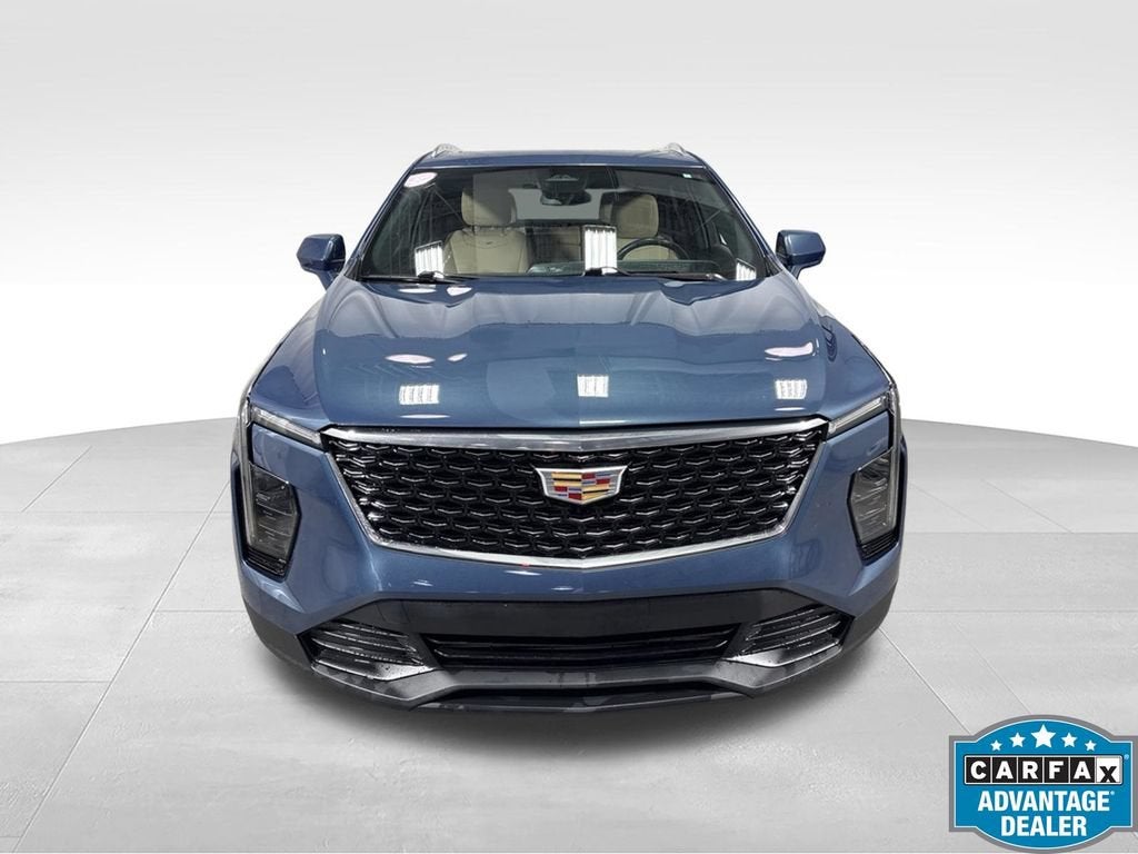 2024 Cadillac XT4 Luxury