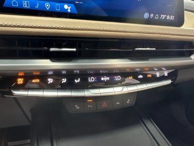 2024 Cadillac XT4 Luxury