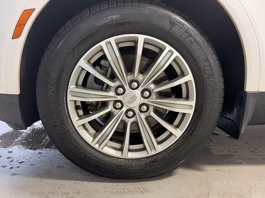 2017 Cadillac XT5 Luxury AWD