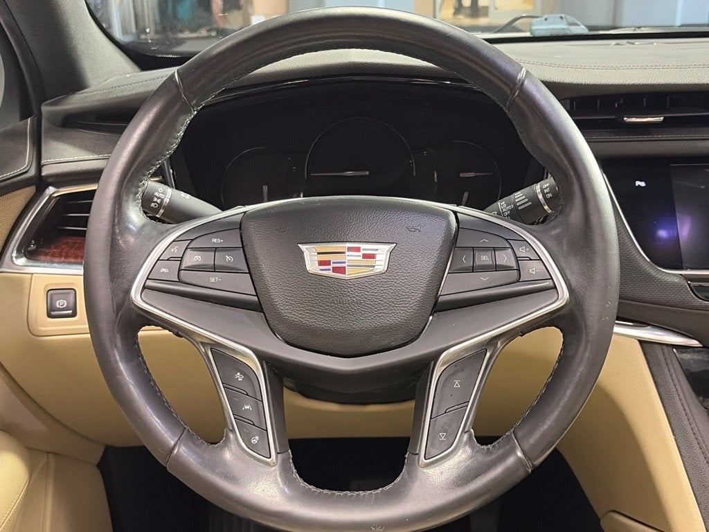 2017 Cadillac XT5 Luxury AWD