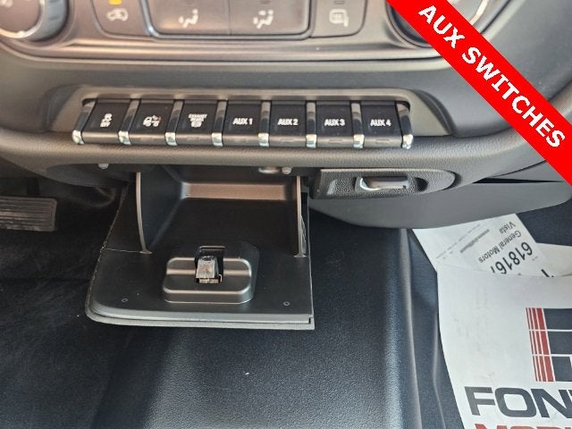 2024 Chevrolet Silverado 5500 HD Work Truck