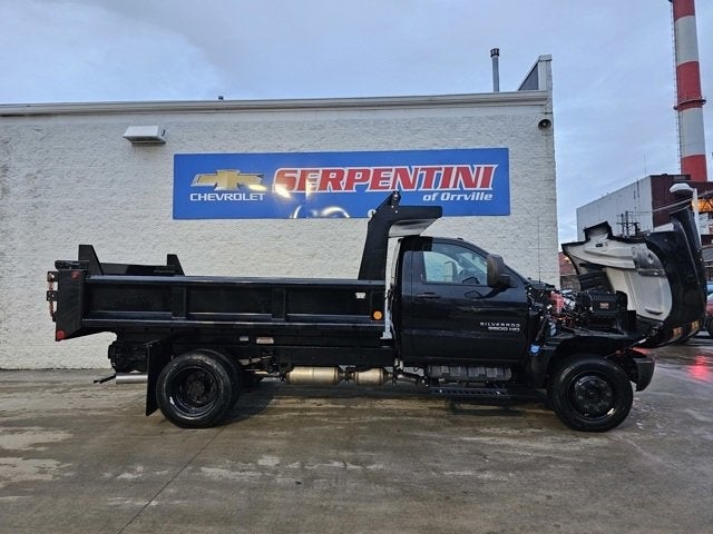 2024 Chevrolet Silverado 5500 HD Work Truck