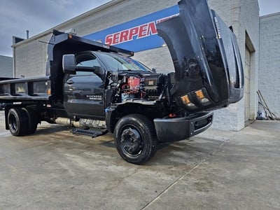 2024 Chevrolet Silverado 5500 HD Work Truck