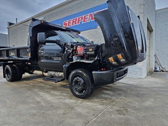 2024 Chevrolet Silverado 5500 HD Work Truck