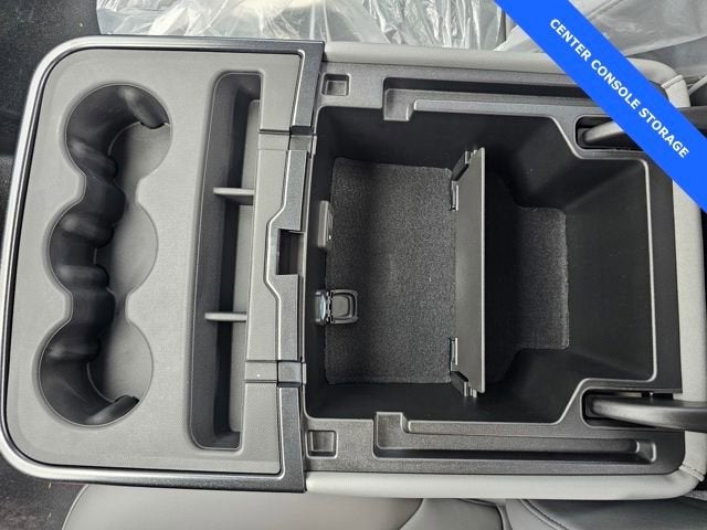 2024 Chevrolet Silverado 5500 HD Work Truck