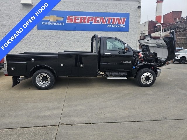 2024 Chevrolet Silverado 5500 HD Work Truck