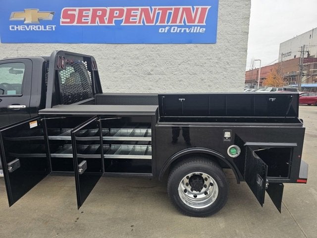 2024 Chevrolet Silverado 5500 HD Work Truck