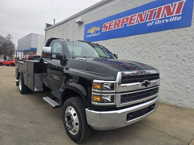 2024 Chevrolet Silverado 5500 HD Work Truck
