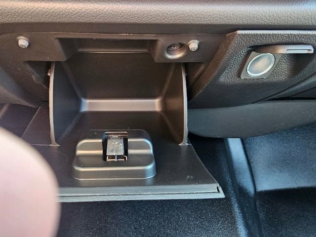 2024 Chevrolet Silverado 6500 HD LT