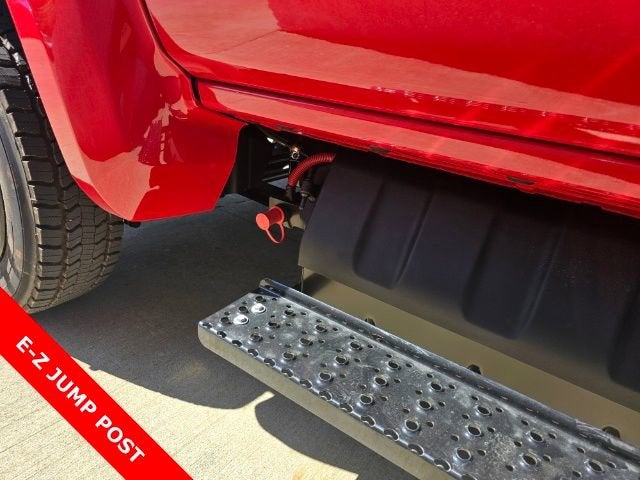 2024 Chevrolet Silverado 6500 HD LT