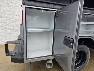 2024 Chevrolet Silverado 6500 HD LT