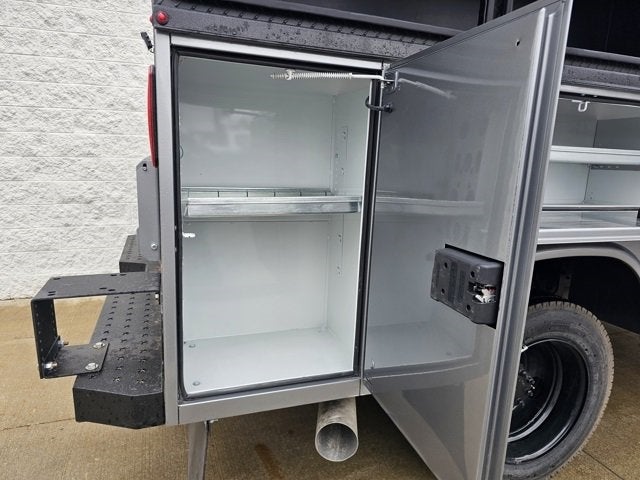 2024 Chevrolet Silverado 6500 HD LT