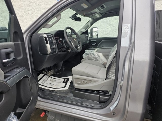 2024 Chevrolet Silverado 6500 HD LT