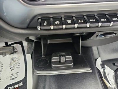 2024 Chevrolet Silverado 6500 HD LT