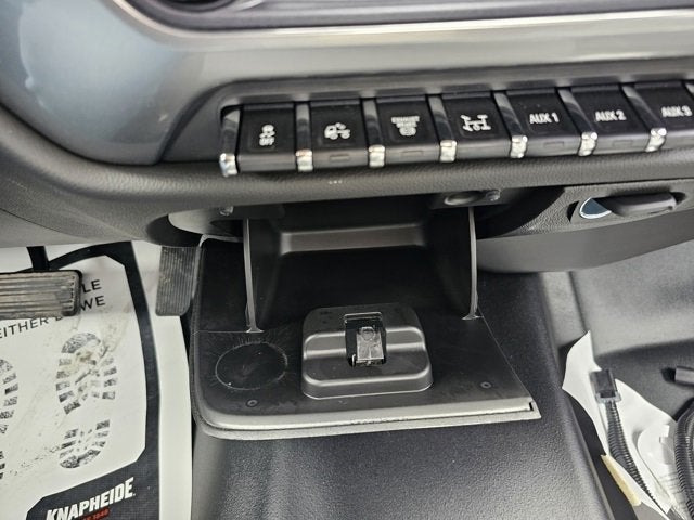 2024 Chevrolet Silverado 6500 HD LT