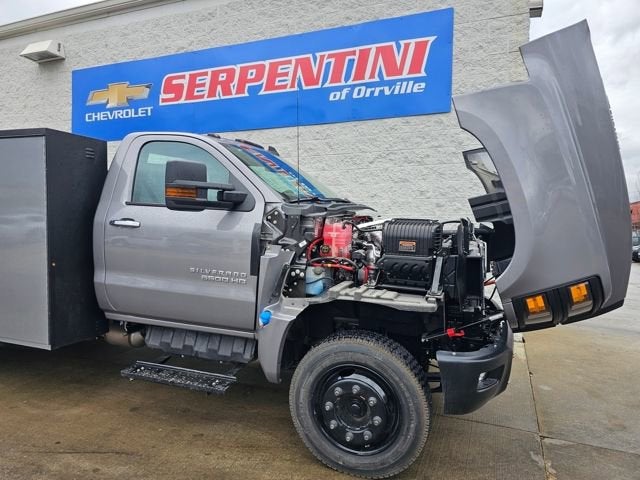 2024 Chevrolet Silverado 6500 HD LT